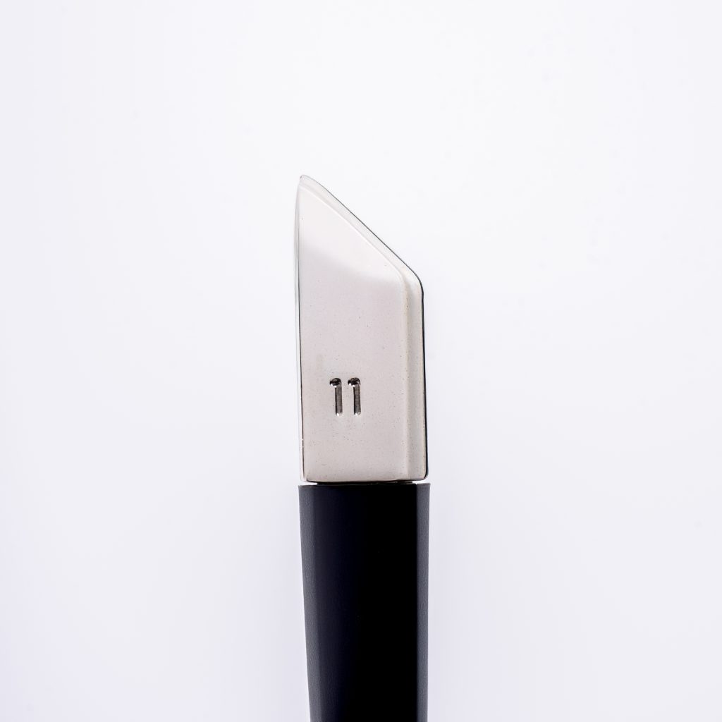 PENNELLO N.11 STRAIGHT STROKE M BRUSH