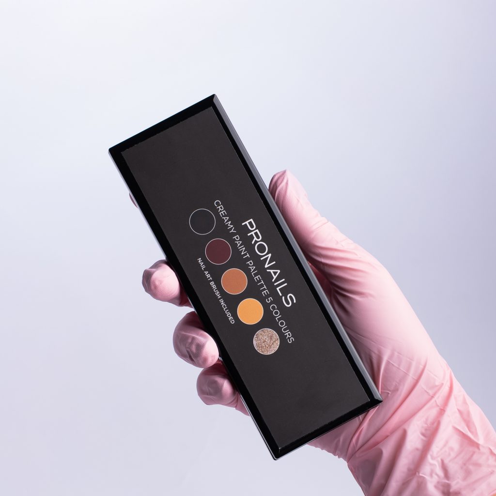 CREAMY PAINT PALETTE