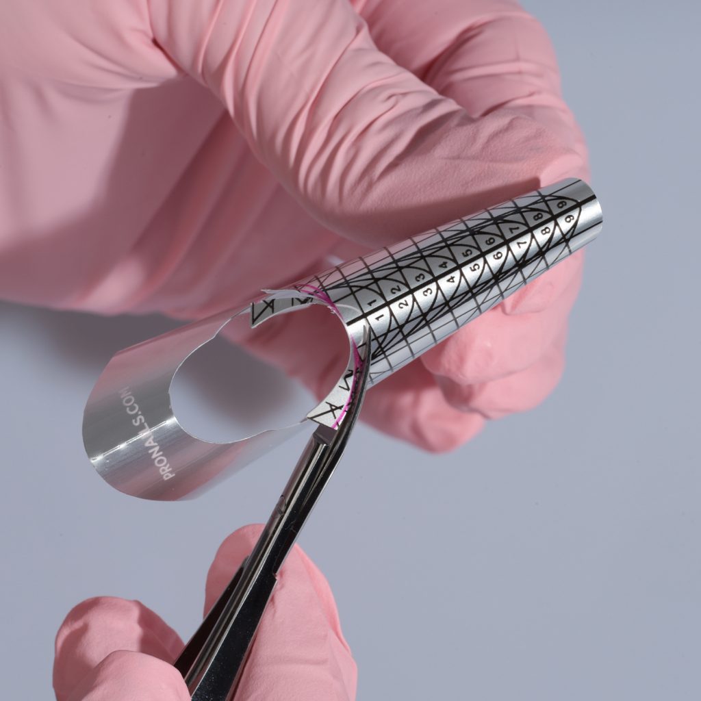 NAIL FORM SCISSOR PRO